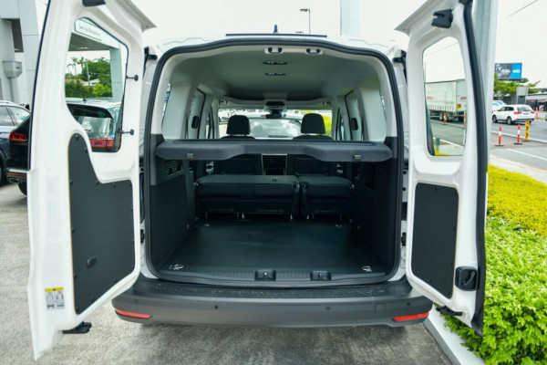 2026 Volkswagen Caddy 5 Crewvan Van Image 7