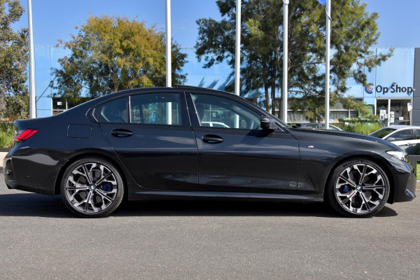 2026 BMW 3 Series G20 LCI II 330i M Sport Sedan image 3