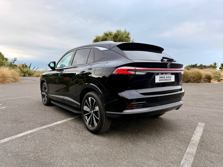 2026 MY25 MG HS AS33 Super Hybrid Essence SUV Image 5