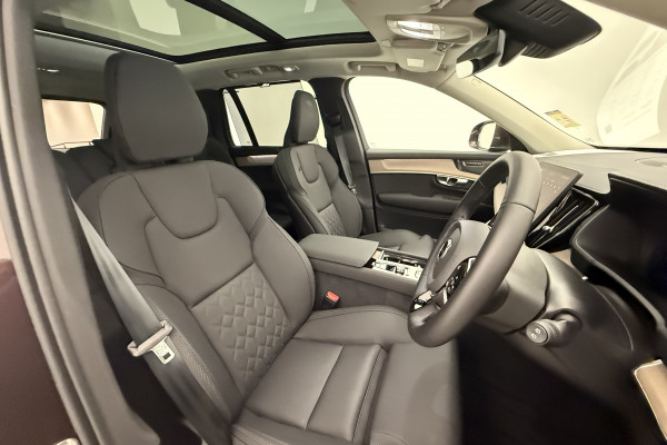 2025 MY26 Volvo XC90 L Series Plus B5 Bright SUV Image 13