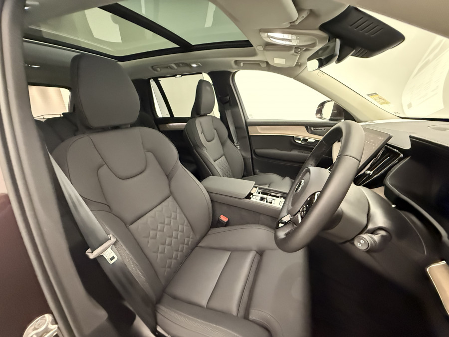 2025 MY26 Volvo XC90 L Series Plus B5 Bright SUV Image 13
