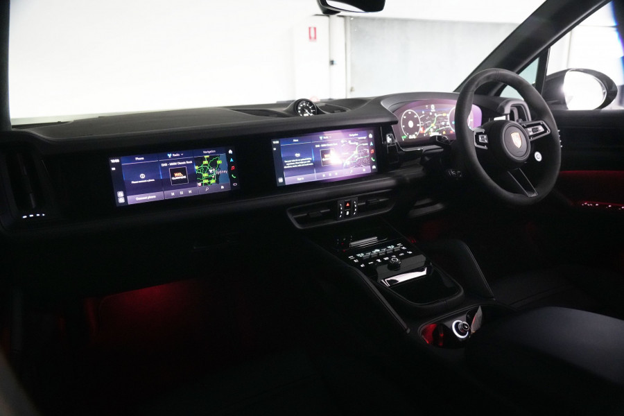 2026 Porsche Cayenne GTS SUV Image 13