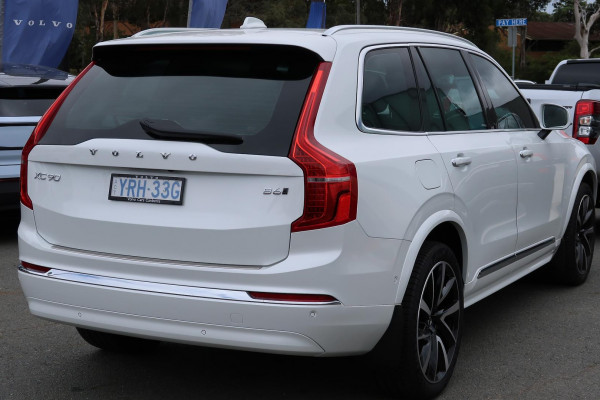 2023 Volvo XC90 L Series Ultimate B6 Bright SUV Image 6