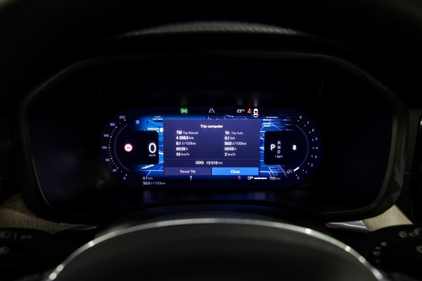 2026 Volvo XC60 UZ B5 Ultra Dark 2L Petrol Hybrid AWD SUV Image 18