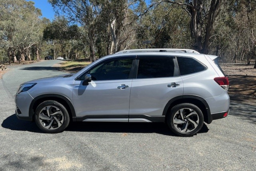 2022 Subaru Forester S5 Hybrid S SUV Image 6