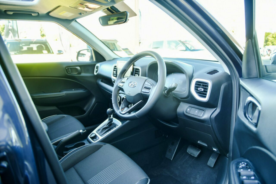 2025 Hyundai Venue QX.V5 Elite SUV Image 15