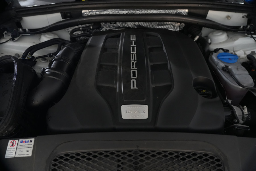 2018 Porsche Macan S Diesel SUV
