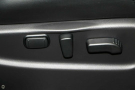 2024 Nissan Patrol Y62 Series 5 Ti-L SUV image 13