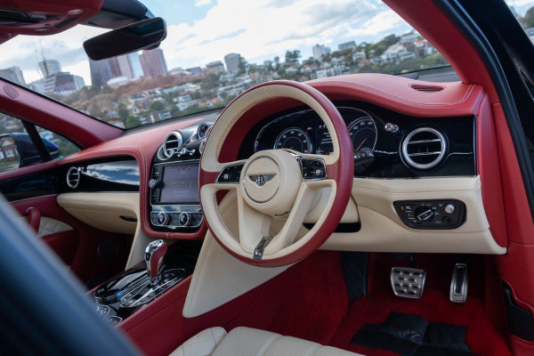 2016 Bentley Bentayga First Edition W12  SUV Image 10