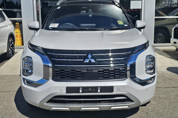 2024 Mitsubishi Outlander ZM PHEV Exceed Tourer SUV Image 3