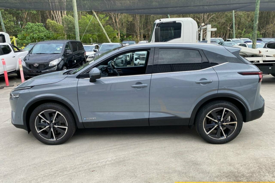 2024 Nissan QASHQAI J12 Ti e-POWER SUV Image 8