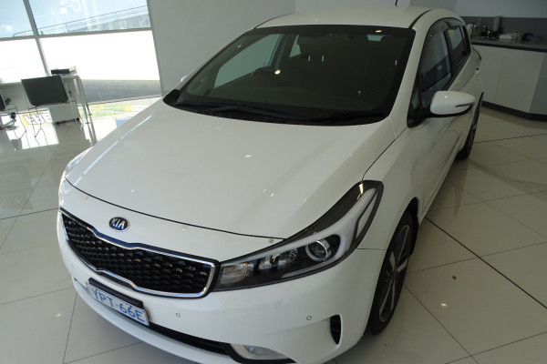 2017 Kia Cerato YD  Sport Hatch