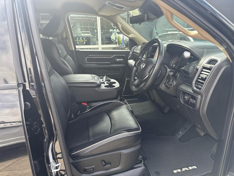 2022 Ram 2500 DJ Laramie Ute Image 15