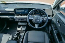 2025 Hyundai KONA SX2.V2 Premium SUV image 3
