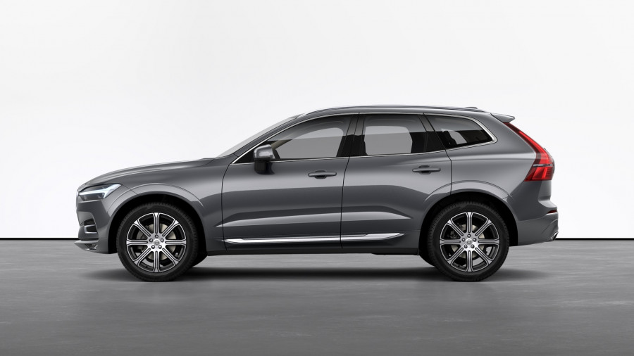 2021 Volvo XC60 D4 In Wagon Image 3