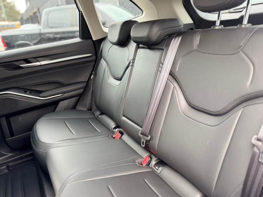 2025 GWM Haval H6 B01 Lux SUV Image 13