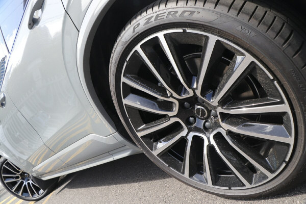 2026 MY27 Volvo XC90 L Series Ultra T8 Plug-in Hybrid Dark SUV Image 4