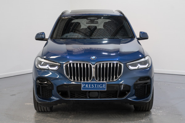 2022 BMW X5 xDrive30d SUV image 8