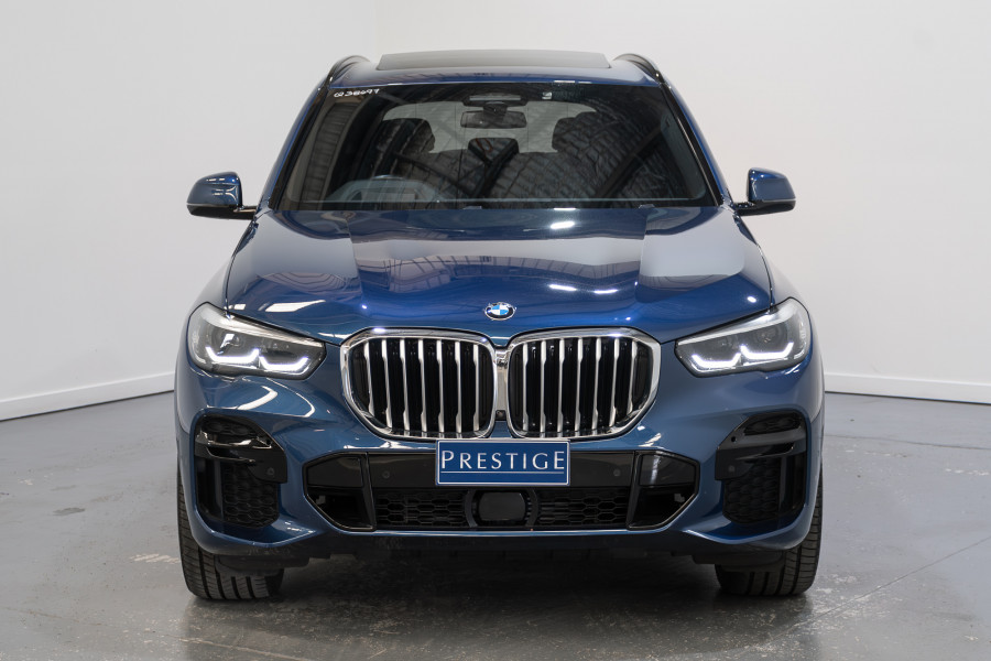 2022 BMW X5 xDrive30d SUV Image 8