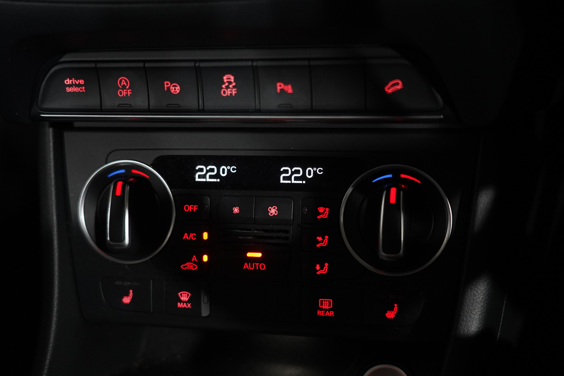 2016 Audi Q3 2.0 Tfsi Sport Quattro (132kw) SUV Image 18