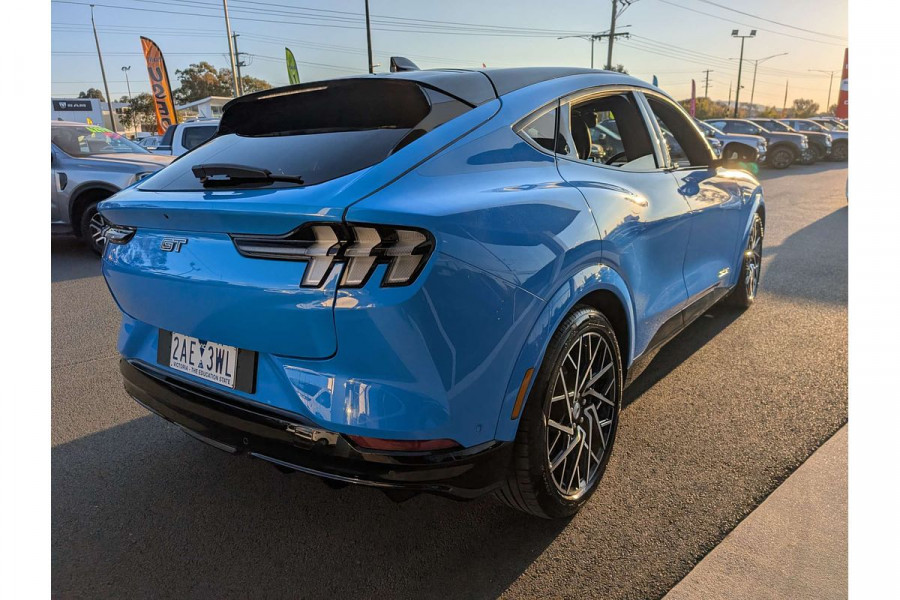 2023 Ford Mustang Mach-E GT SUV Image 7