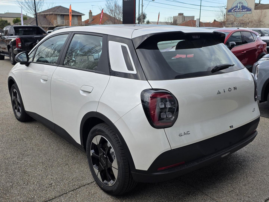 2026 AION UT No Series Luxury Hatch Image 5
