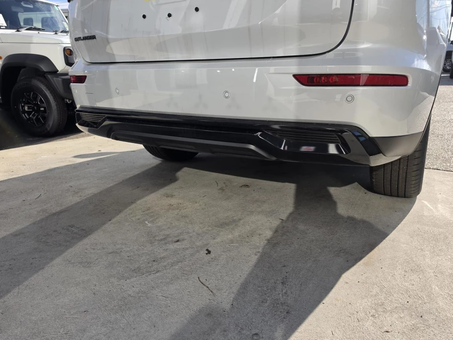 2026 Mitsubishi Outlander ZM Black Edition SUV Image 10