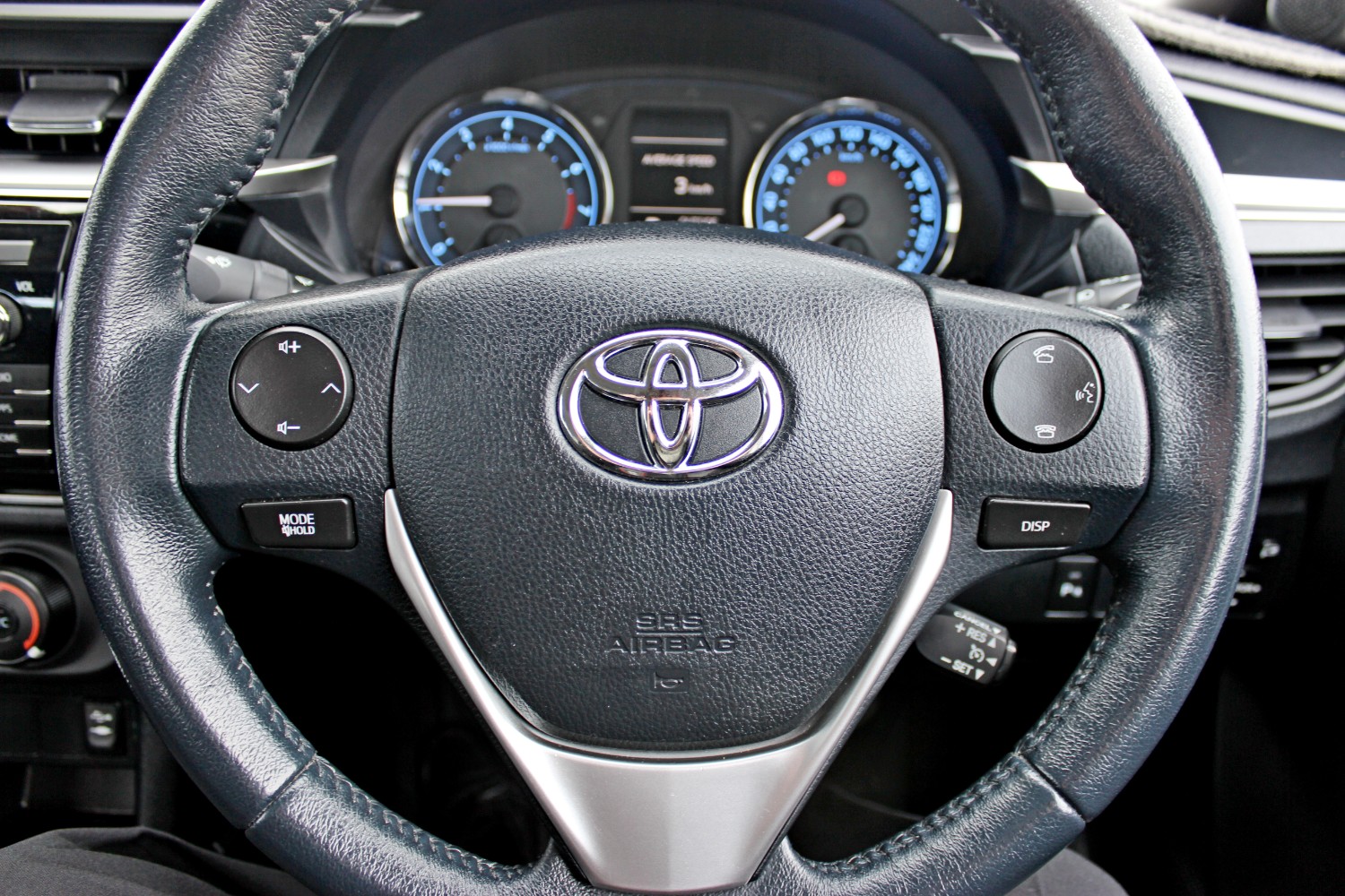 2014 Toyota Corolla ZRE172R SX Sedan Image 20