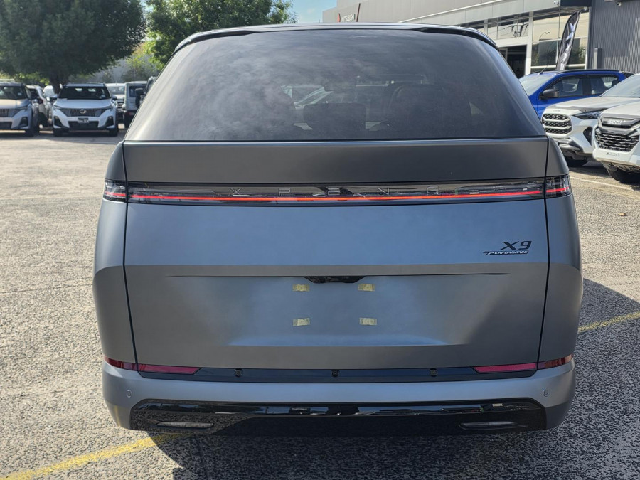 2026 XPeng X9  Long Range People Mover Image 6