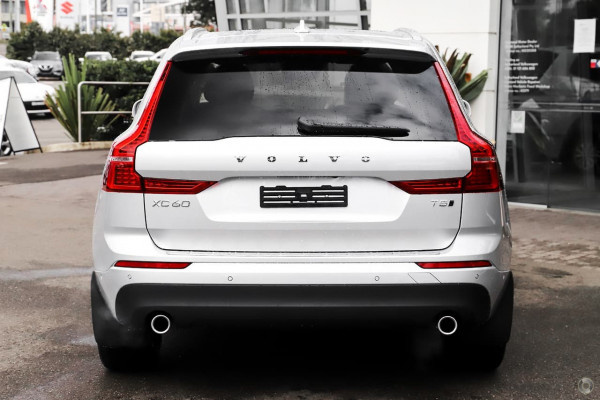 2020 MY21 Volvo XC60 UZ T5 Momentum Suv