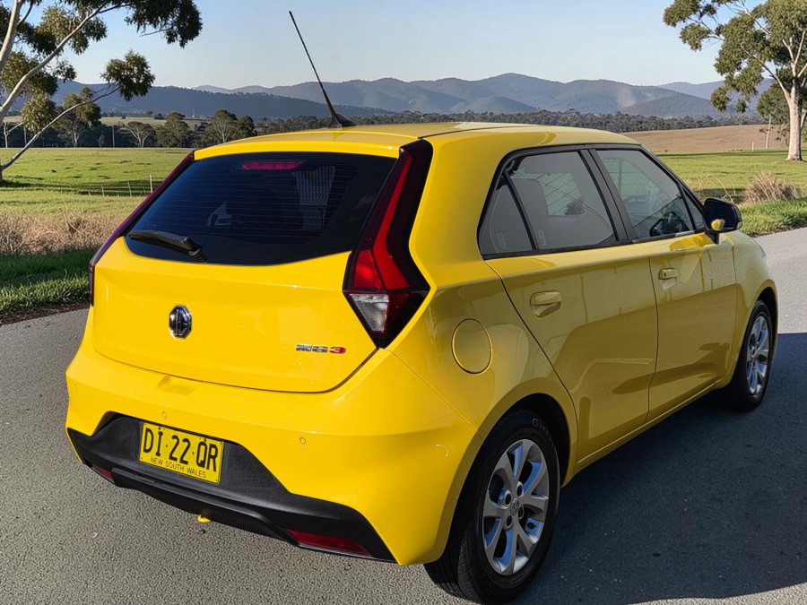 2022 MG MG3 SZP1 Core Hatch Image 8