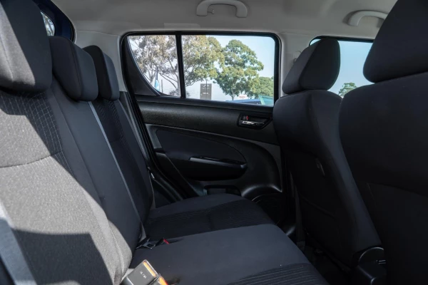 2014 Suzuki Swift FZ GL Hatch Image 9