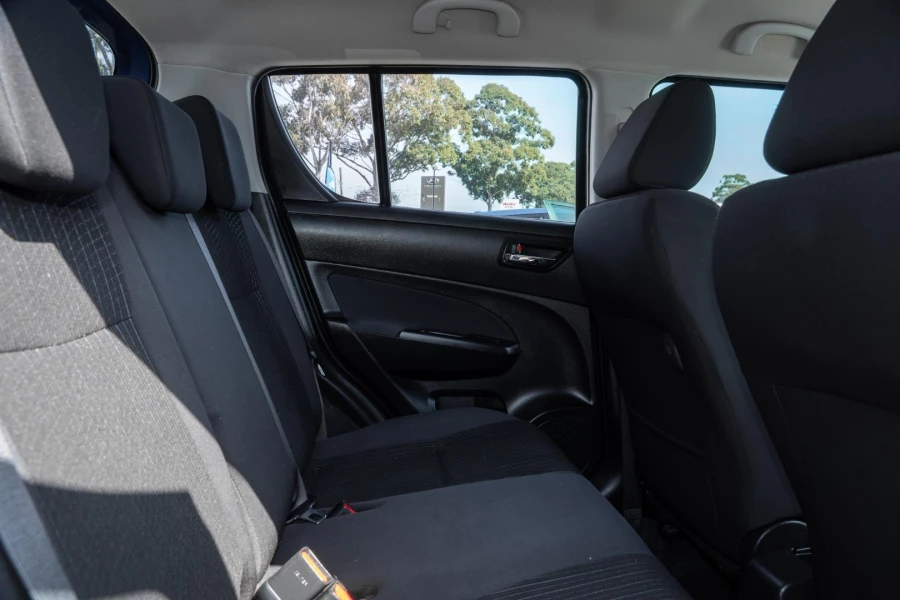 2014 Suzuki Swift FZ GL Hatch Image 9
