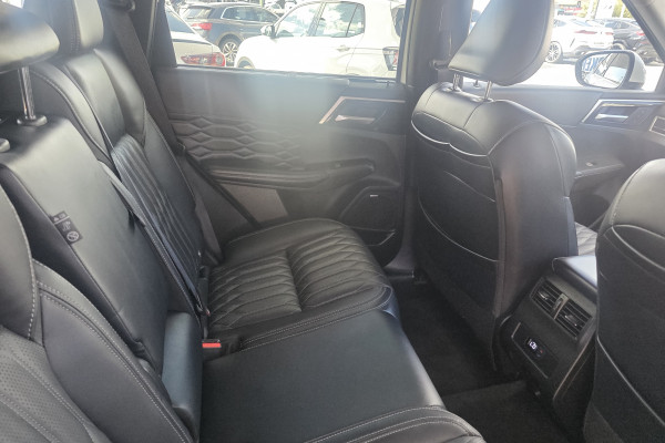 2025 Mitsubishi Outlander ZM Exceed SUV Image 13