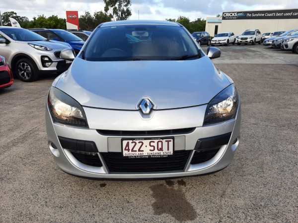 2012 Renault Megane III B32  Dynamique Hatchback