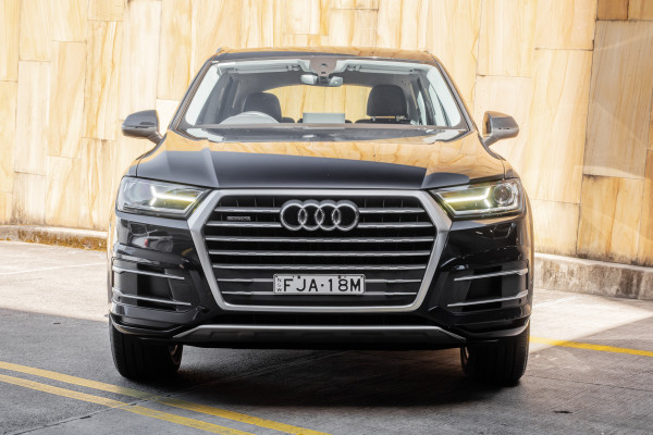 2017 Audi Q7 4M TDI SUV image 4