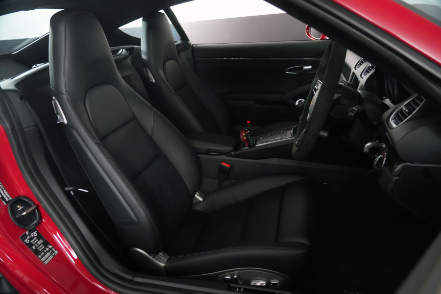 2024 Porsche 718 Cayman Coupe Image 37