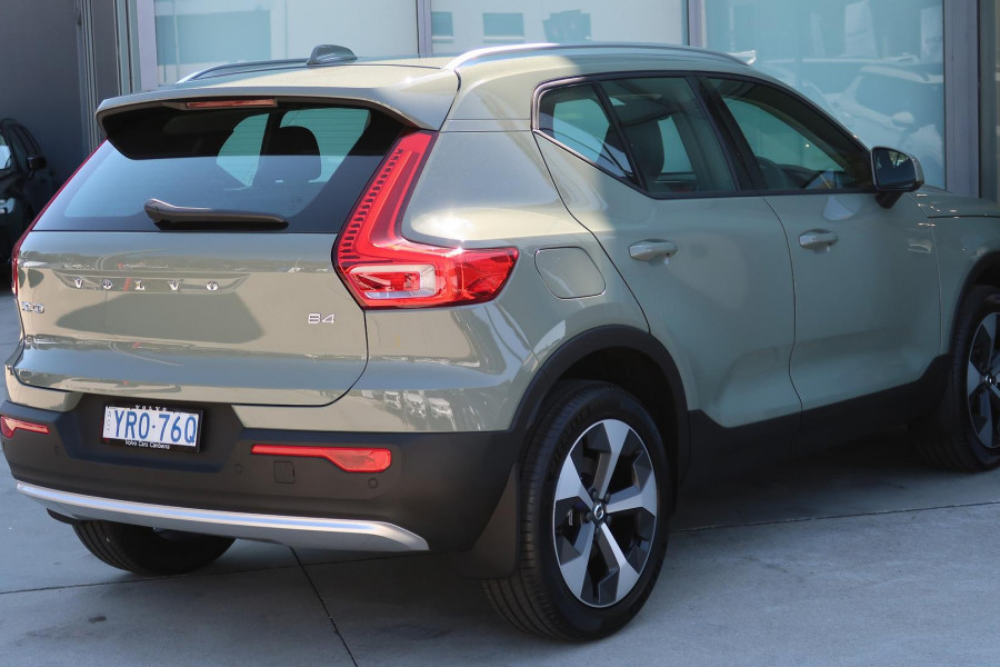 2024 Volvo XC40 XZ Plus B4 SUV Image 6