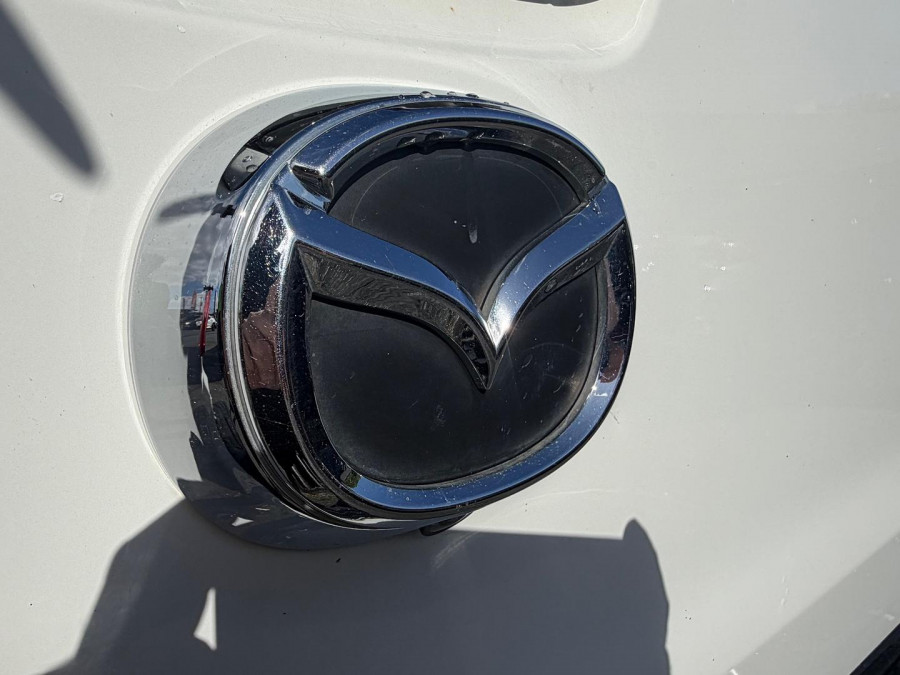 2017 Mazda BT-50 UR GT Ute Image 13