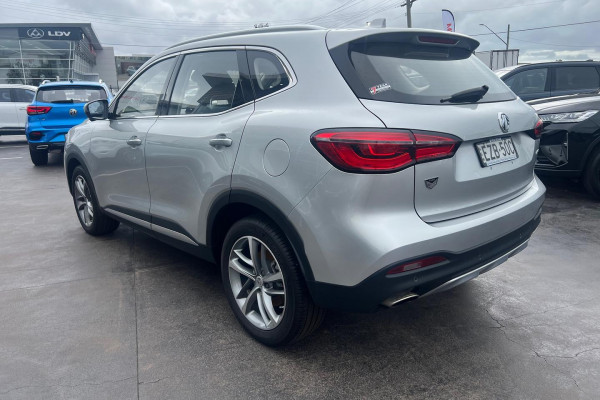2022 MG HS SAS23 Essence SUV Image 5