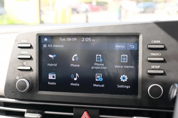 2024 Hyundai i30 CN7.V2 Hybrid Sedan Image 9