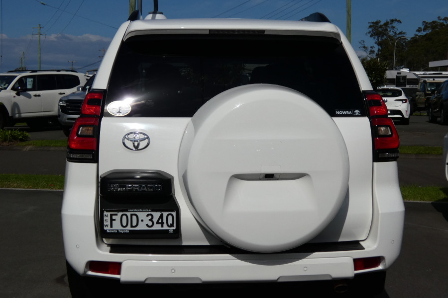 2023 Toyota LandCruiser Prado GDJ150R GXL SUV Image 7