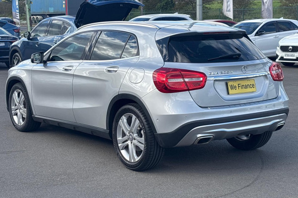 2016 Mercedes-Benz GLA-Class X156 GLA200 SUV Image 5