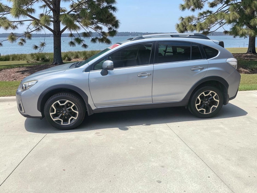 2017 Subaru XV G4-X 2.0i-S SUV Image 4