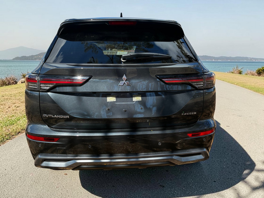 2025 Mitsubishi Outlander ZM Exceed SUV Image 5