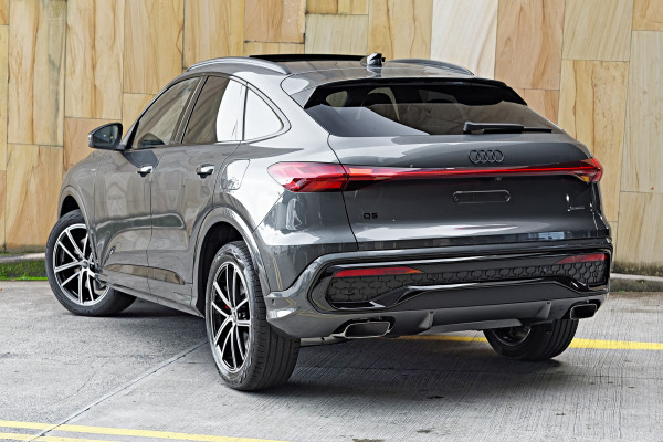 2026 Audi Q5 e-hybrid 270kW SUV