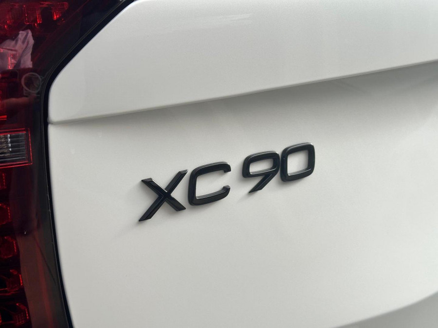2026 Volvo XC90 L Series Black Edition SUV Image 5