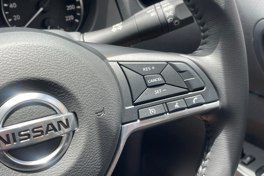 2024 Nissan Navara D23 ST-X Ute Image 15