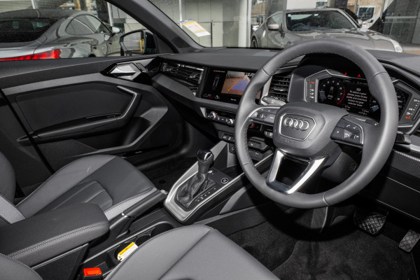 2025 Audi A1 GB 40 TFSI S line Hatch image 7