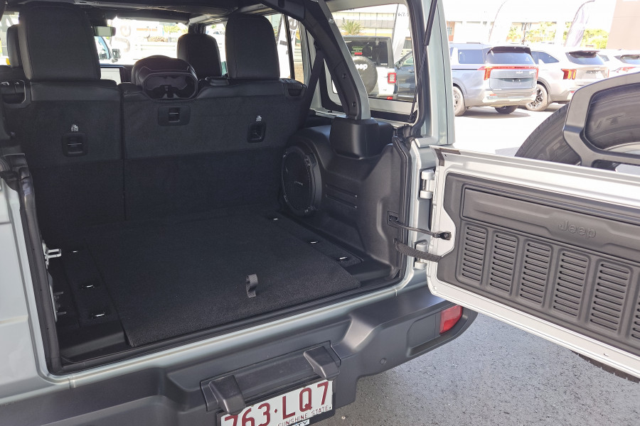 2023 Jeep Wrangler SUV Image 12